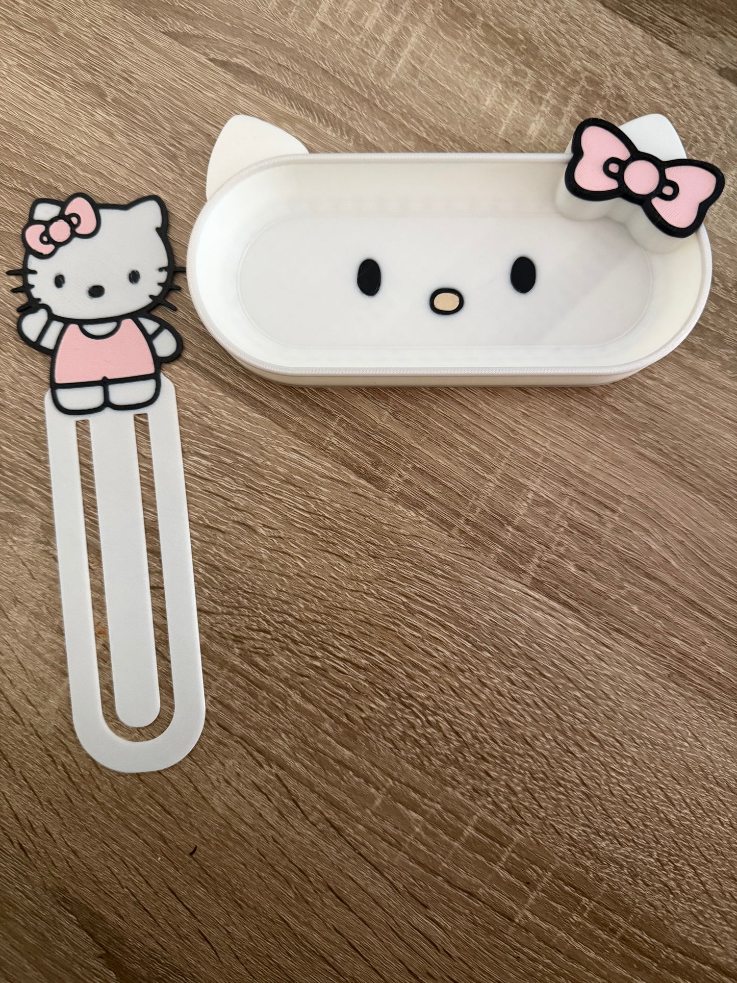 Hello kitty glass tray and bookmark